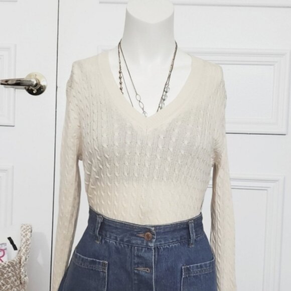 Tommy Hilfiger 100٪ Pima Cotton V Neck Cable Knit Pullover- Size M - Picture 2 of 15